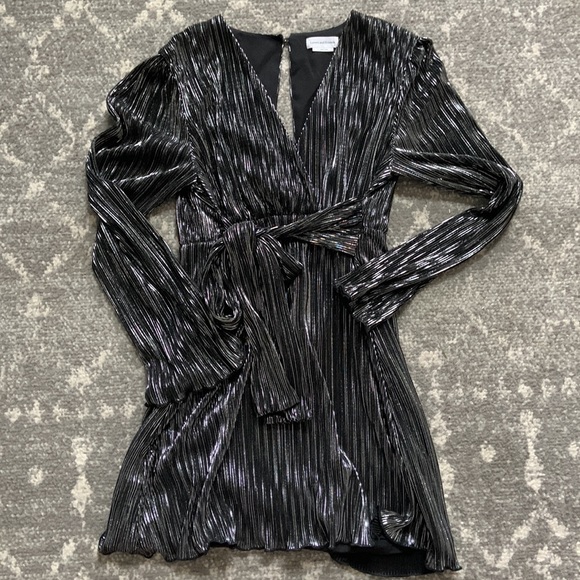 Lovers and Friend Dress - Picture 4 of 9